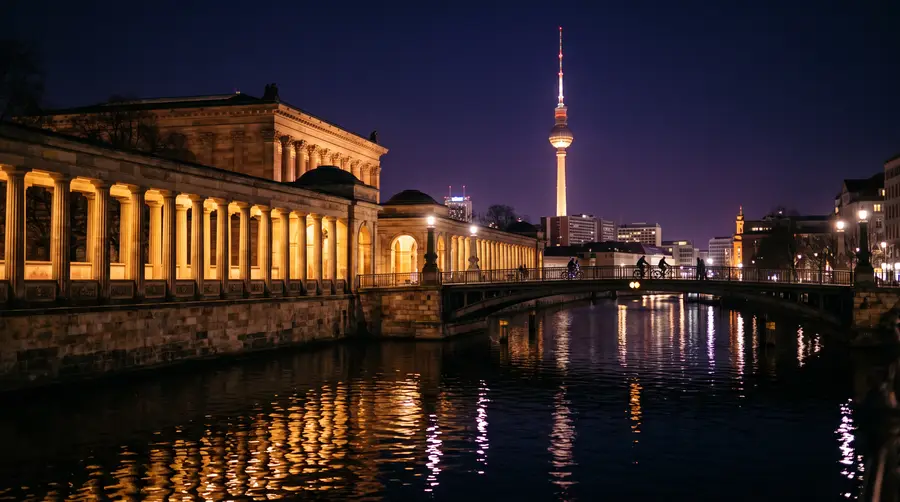 Berlin: Drei Opernhäuser, fünf Museen auf einer Insel und ein Club, der nie nach der Uhrzeit fragt